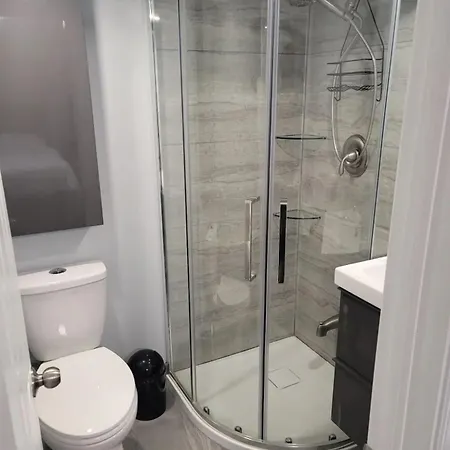 Apartment Private In Near The Hospital Ottawa