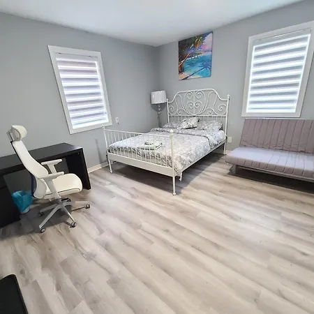 Bed & Breakfast Downtown Spacious