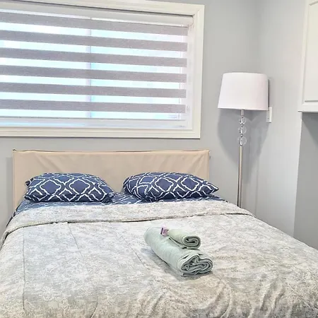 Downtown Spacious Bed & Breakfast Ottawa