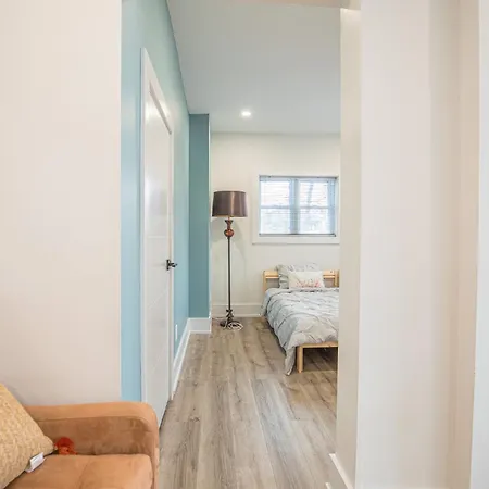 Cozy Private - 3 Minutes From Downtown With Free Parking Apartment