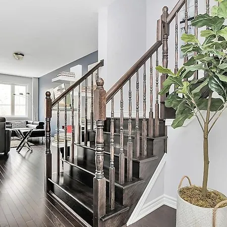 Modern Townhome In Kanata W Direct Forest Access * Ottawa