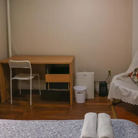 Homestay Cozy Close To Merivale *