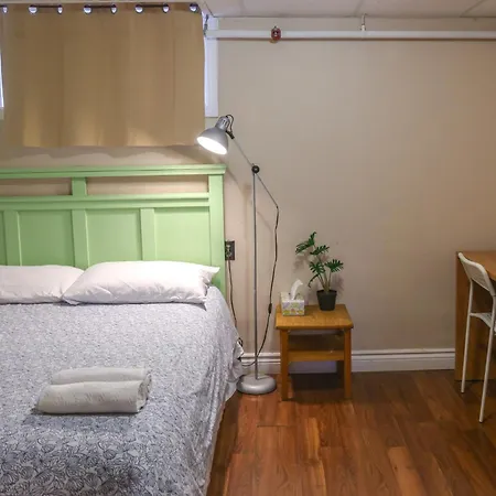 Cozy Close To Merivale