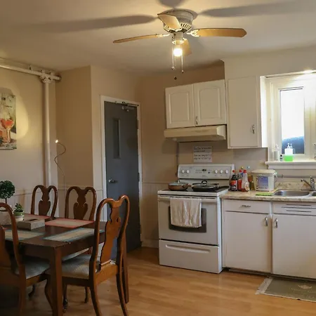 Homestay Cozy Close To Merivale *