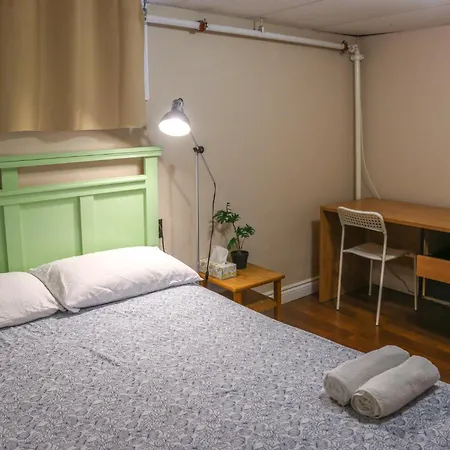 Cozy Close To Merivale Ottawa