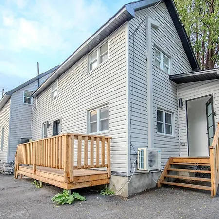 3 Minutes From Downtown - Free Parking