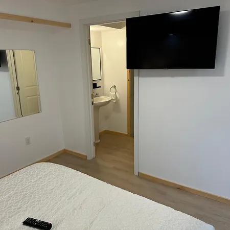 2 Bedrooms, 2 Bathrooms, 1 Living Brand New Apartment