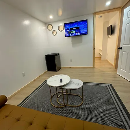 2 Bedrooms, 2 Bathrooms, 1 Living Brand New Ottawa