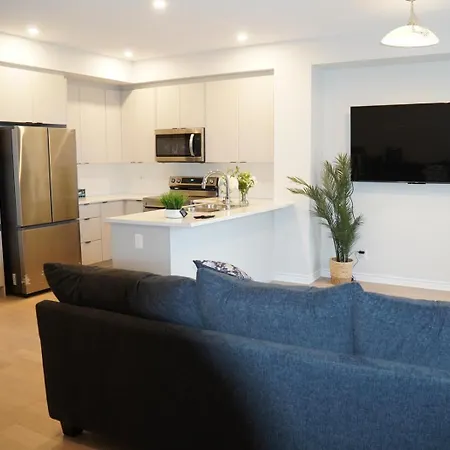 Beautiful With Private Bathroom Homestay Ottawa