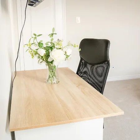 Beautiful With Private Bathroom Homestay