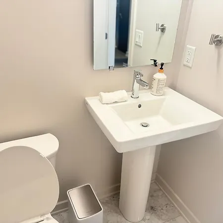 Cozy House Bed & Breakfast 4*