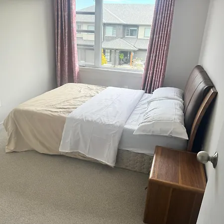 Cozy House 4*