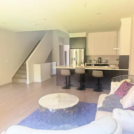 Bed & Breakfast Cozy House 4*