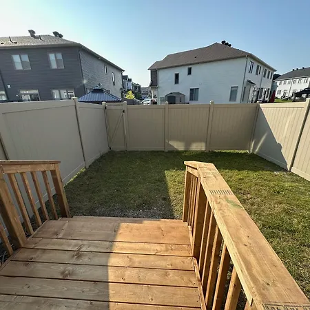 723 Perseus Ave, Nepean Ontario *