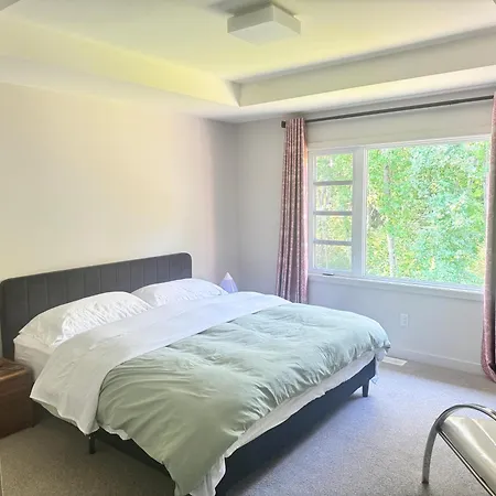 Cozy House 4*