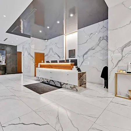 1bd Luxury - Walk To Parliament Apartment *