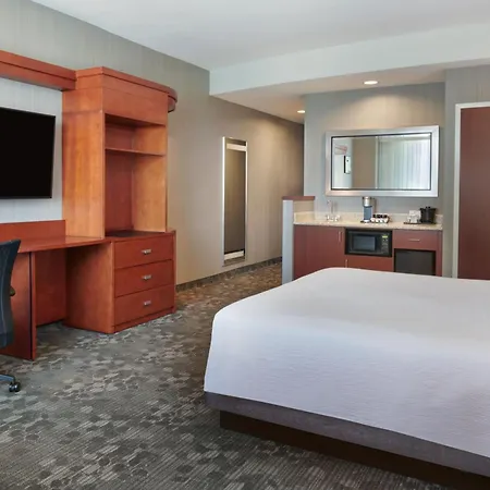 Courtyard By Marriott East 3*