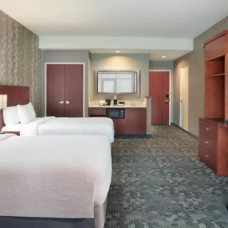 Courtyard By Marriott East