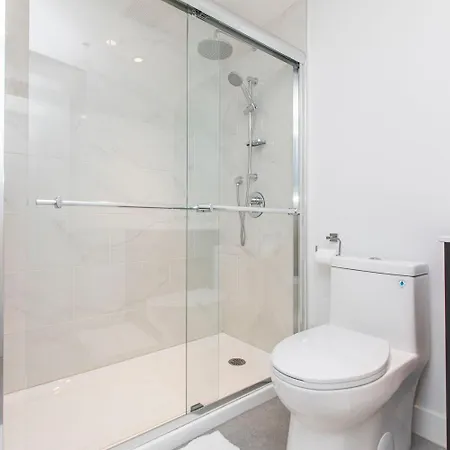 Westview Luxury Aparthotel Ottawa