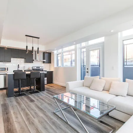Westview Luxury Aparthotel