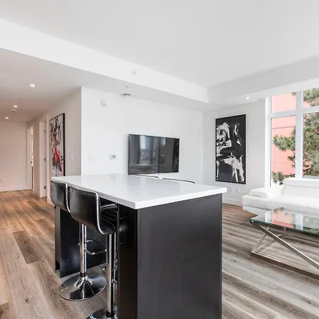 Westview Luxury Aparthotel