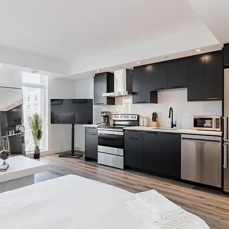 Westview Luxury Aparthotel