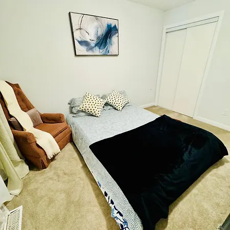 Krishna New-3 Bedroom House * Ottawa