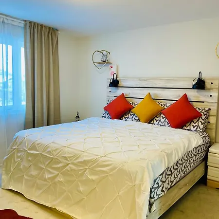 Holiday home Krishna New-3 Bedroom House Ottawa