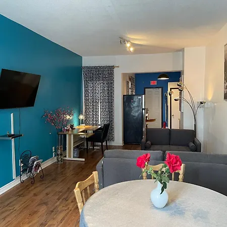 Hostel Barefoot Ottawa