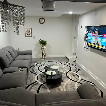 Holiday home Tranquil Enclave Ottawa