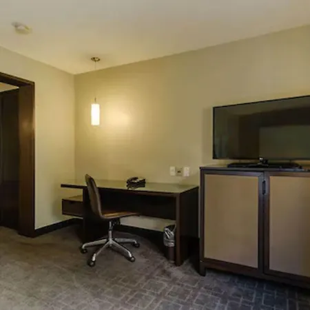 Arc The 4* Ottawa