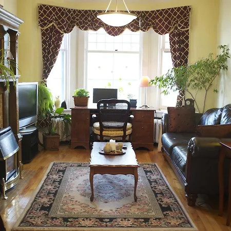 Rideau Bed & Breakfast 3*