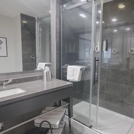 Brookstreet - West - Kanata Hotel 4*