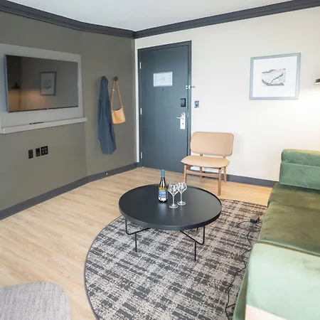 Hotel Brookstreet - West - Kanata 4*