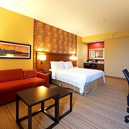 Hotel Courtyard By Marriott East