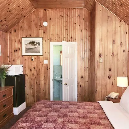Travellers Haven Motel 2*