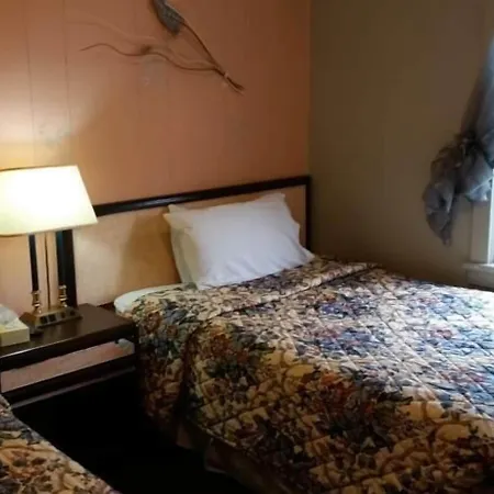 Bed & Breakfast A Voyageur's 3*