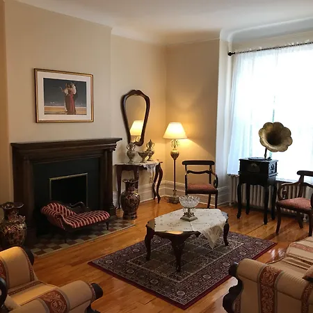 The Century House Bed & Breakfast Ottawa