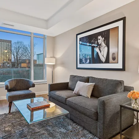 Soho Residences Champagne Aparthotel