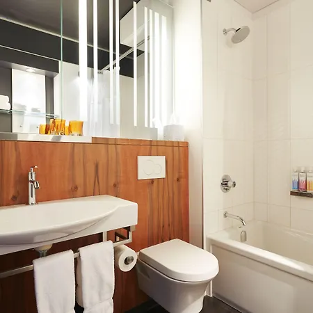 Alt Downtown Hotel 3*
