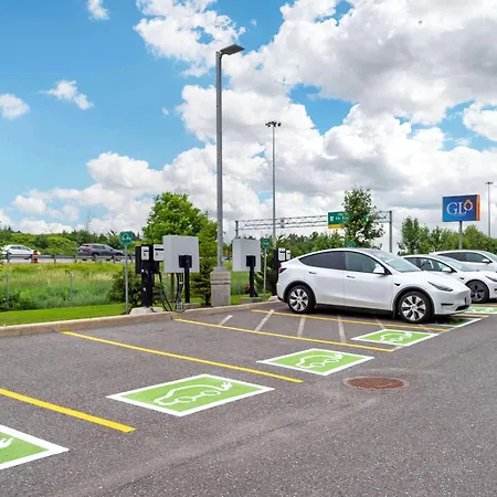 Glo Western Kanata West