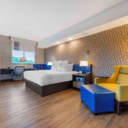 Hotel Glo Western Kanata West Ottawa