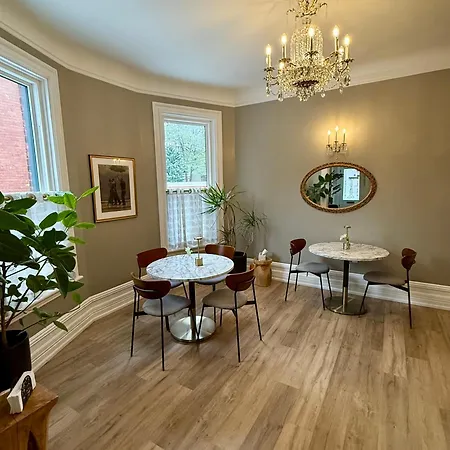 Bed & Breakfast The Century House 3*