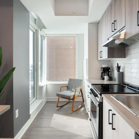 The Lennox Pet Friently 2 Bedroom In 613 Ottawa