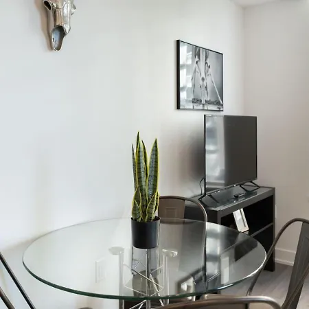 The Lennox Pet Friently 2 Bedroom In 613 Holiday home *