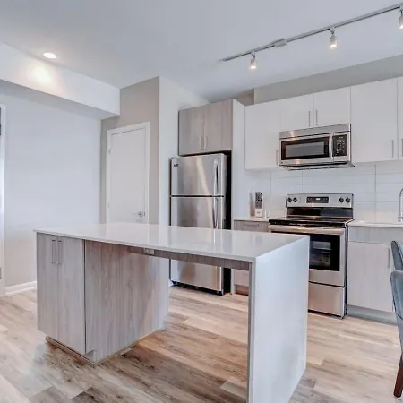 Corporate Wellington 1 Bedroom W Den Ottawa