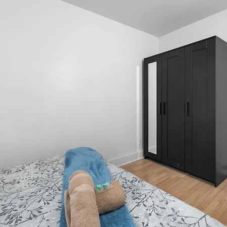 Urban 3br Getaway Walk To Byward Market- Uottawa Apartment Ottawa