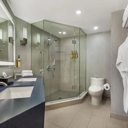 Western Centre 3* Ottawa