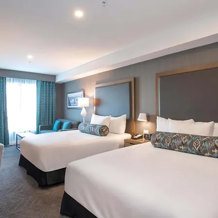 Sandman Signature Airport Hotel Ottawa