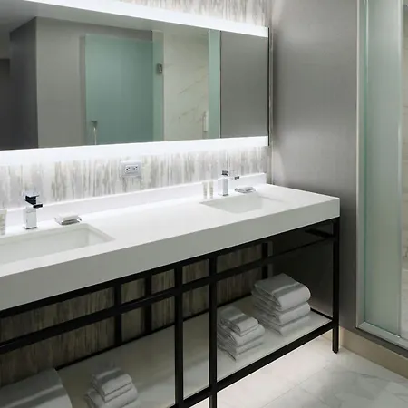 Marriott Hotel 4*